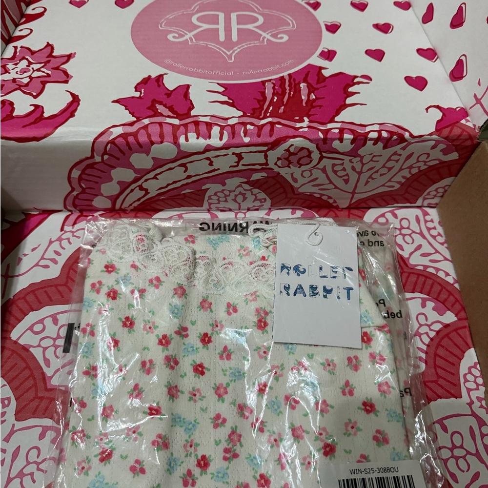 Roller Rabbit Bouquet Pointelle Carmine Cami NWT - Picture 3 of 8